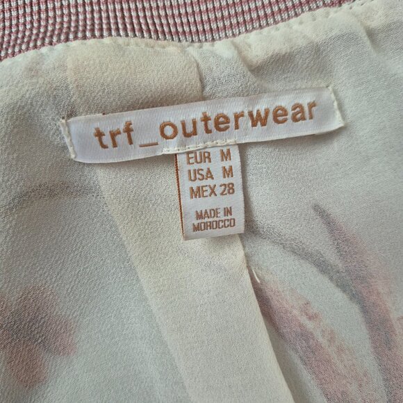 Womens White Jacket With Pretty Birds - Picture 4 of 4